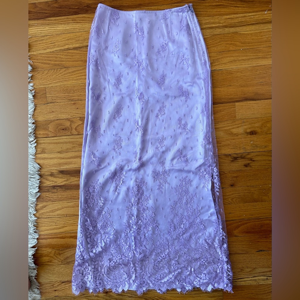 Escada Lavender Skirt Floral Lace Overlay Silk Lining Size 34, US 4